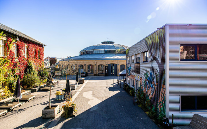 f60de3ff-36f7-499d-a482-6dd46efc343d